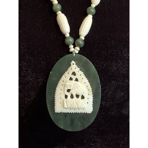 Nephrite and Beige Carved Vintage Elephant Eclectic Necklace - Picture 3 of 12